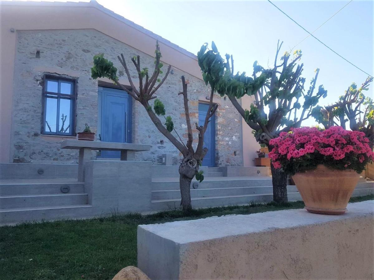 Laini Guest Houses Kouloukouthiana Exterior foto